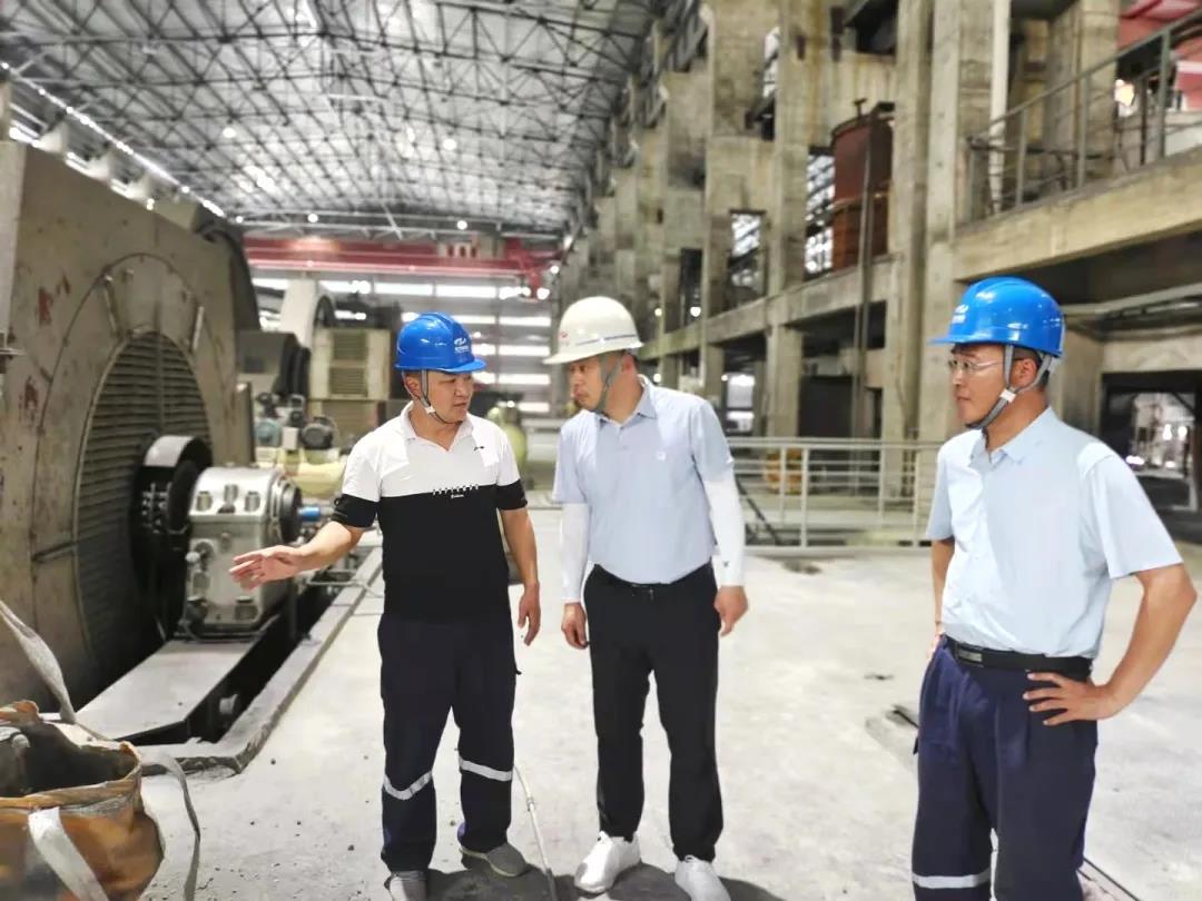 廣東宏大爆破股份有限公司副總經理鄭祥妙蒞臨宏大工程集團衡陽項目部檢查指導工作