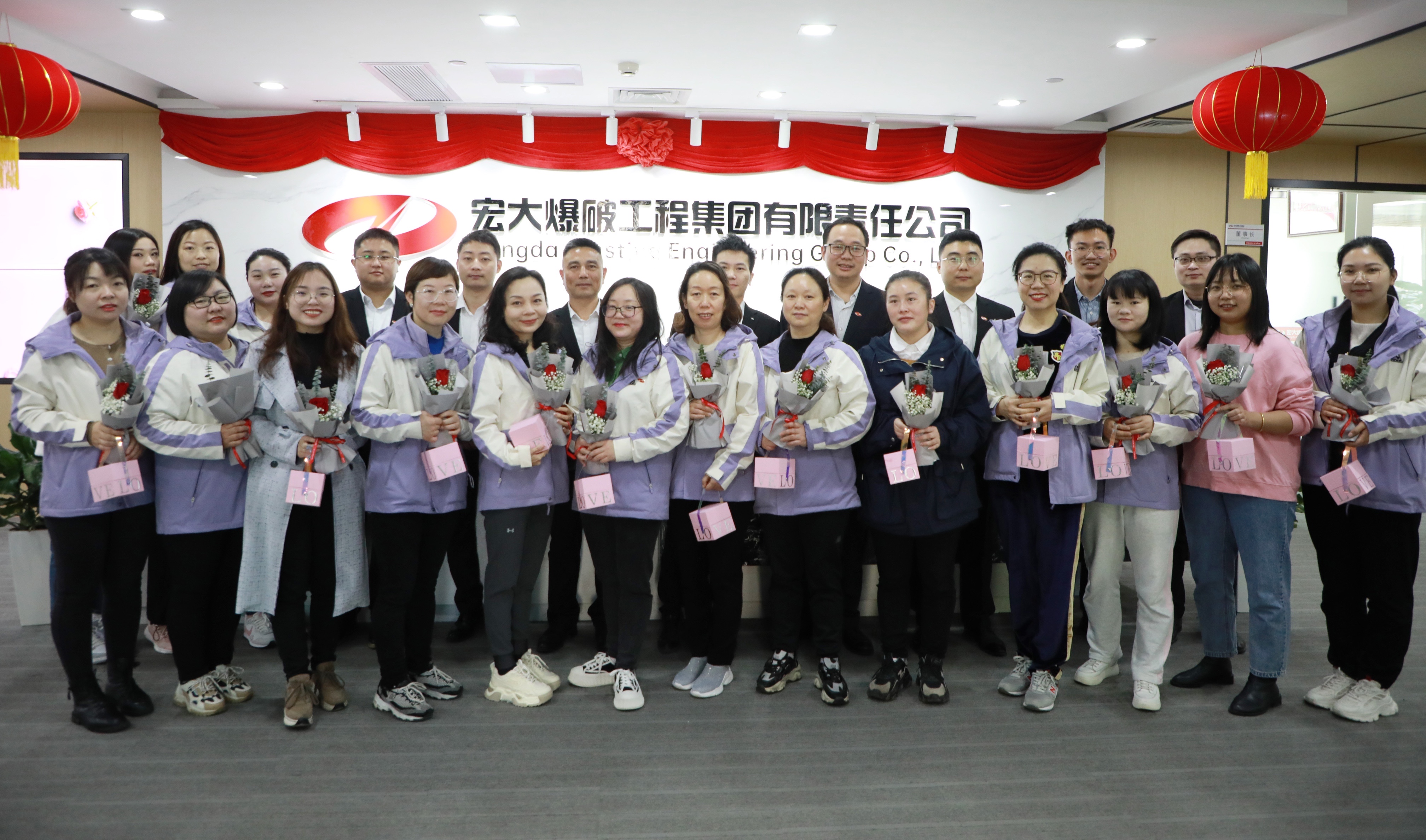 【良辰三八節(jié) 工程巾幗美】——為宏大工程女職工點(diǎn)贊、過節(jié)